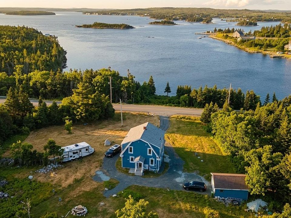 1st image of 2351 Ostrea Lake Rd