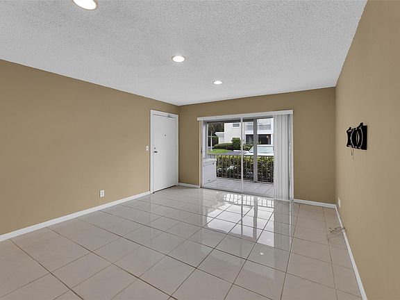 3rd image of 6507 Bay Club Drive #6507-1