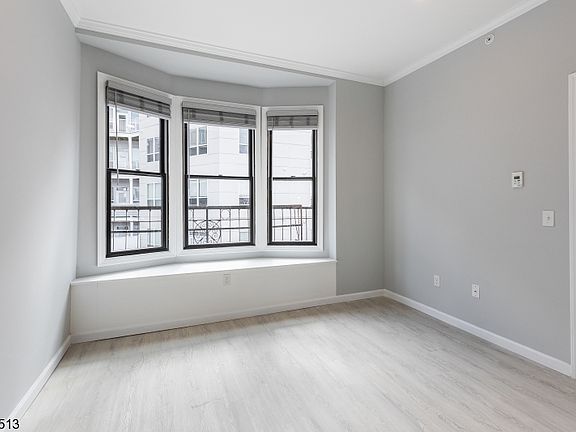 5th image of 73-75 Washington St #3-10