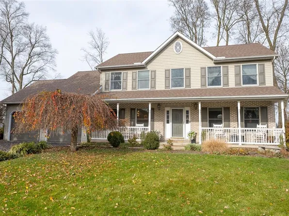 1765 Deer Path Rd, Easton, PA 18040