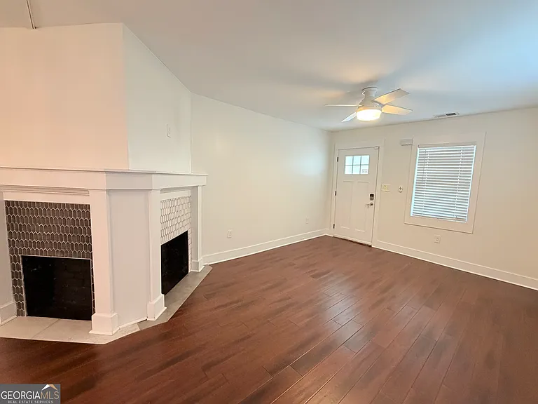 1109 Ira St SW — Photo 3