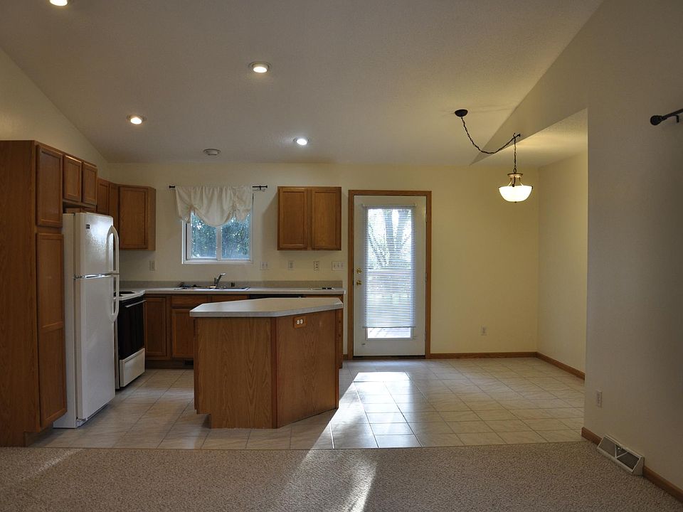 1st image of 2724 S Meadow Lark Ln