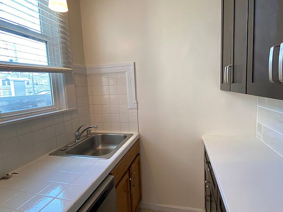 Prep Area & Dishwasher