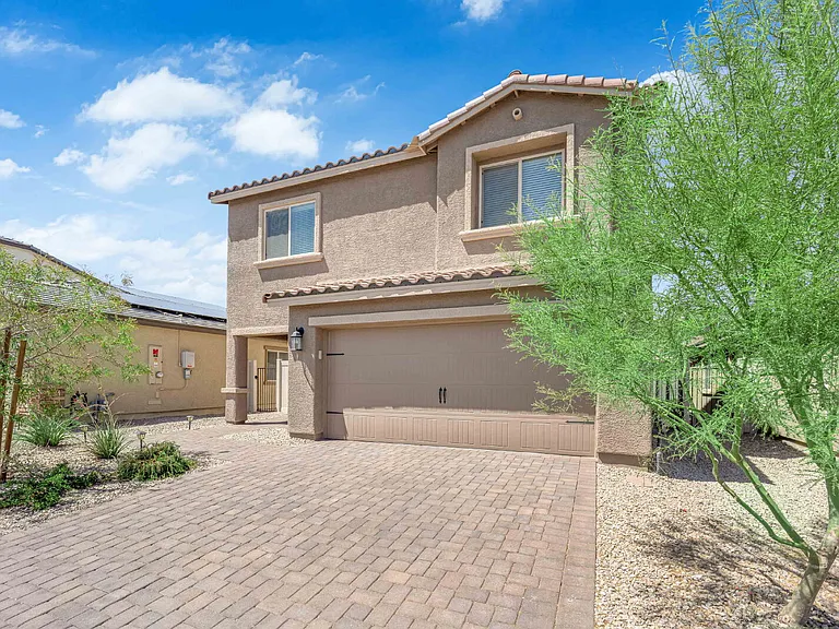 1624 Oro Grande Dr — Photo 3