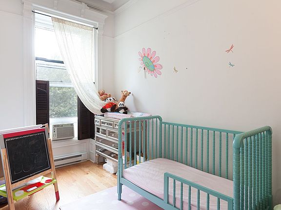 4th image of 866 President St APT 3