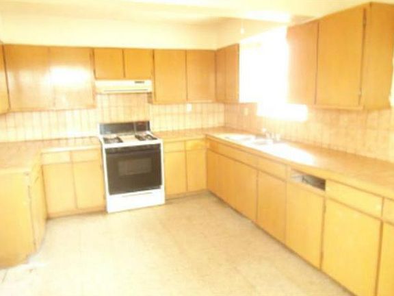 2nd image of 14553 Cassidy Dr
