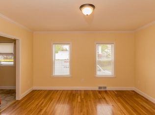 353 Hamilton St, Leominster, MA 01453
