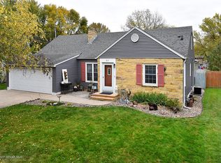 817 9th Ave NE, Waseca, MN 56093