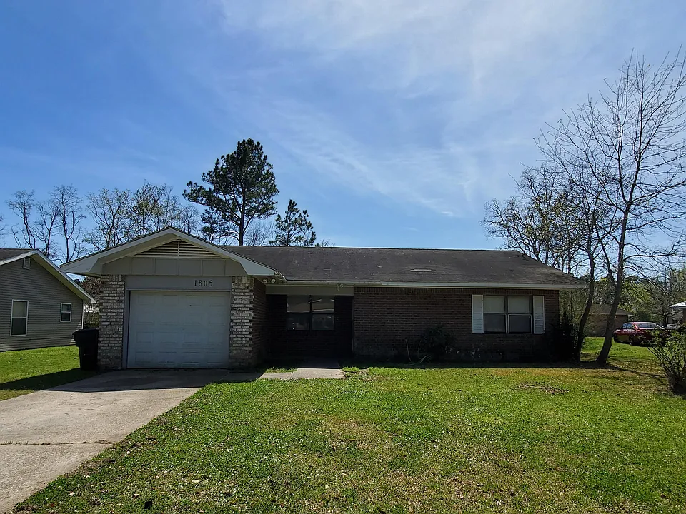 1805 Courtney Dr