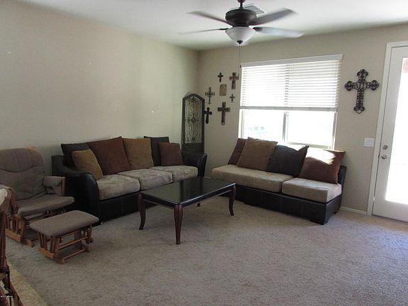 Great Room Running Roses