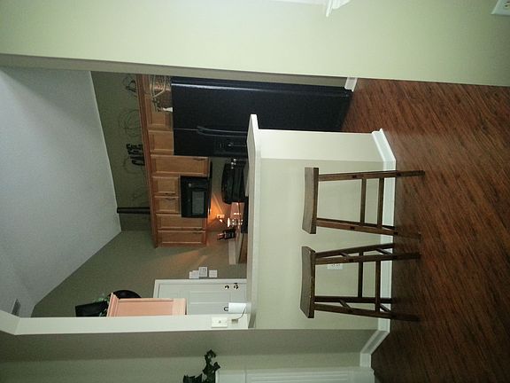  kitchen with bar