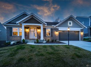 129 Willow Grove Dr, Springboro, OH 45066