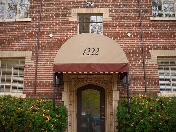 2nd image of 1222 E 10th Ave APT 101