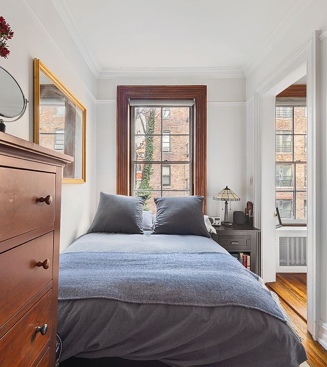 2nd image of 73 Perry St APT 4F