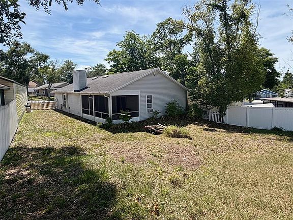 2nd image of 117 Meadow Blvd
