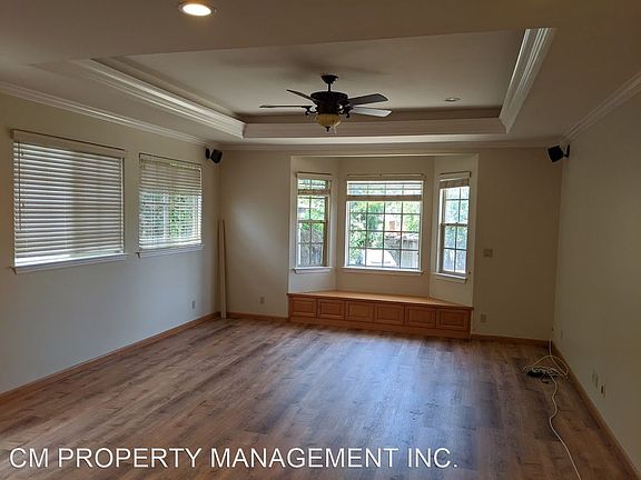 3rd image of 7679 Squirewood Way
