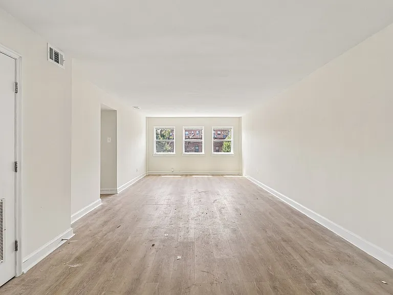 Takoma Flats - Downtown Silver Spring — Photo 12