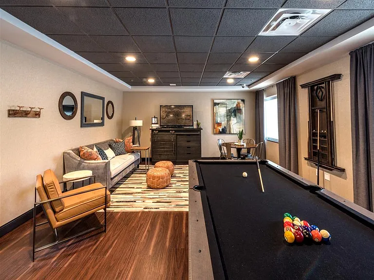 Residences at the Street — Photo 11