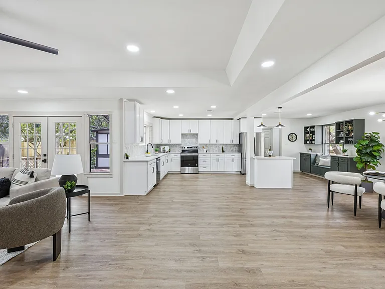 320 El Portal Dr — Photo 31