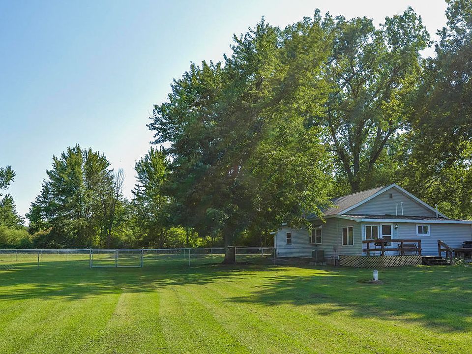 1st image of 42098 48th Ave