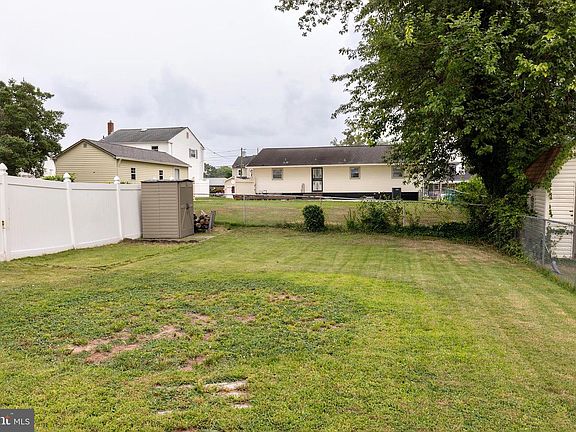 3rd image of 50 Haverford Rd