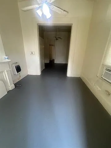 3 bed, 1.0 bath, 1017 sqft, $950 — Photo 3