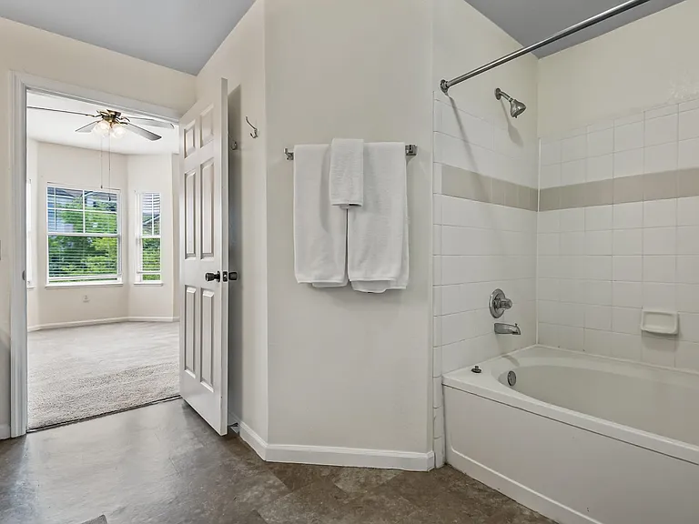 2801 Chancellorsville Dr #1333 — Photo 28