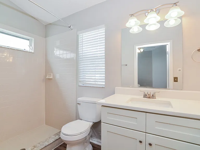 10412 Glassborough Dr — Photo 12