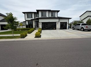 201 N 20 W, Vineyard, UT 84059