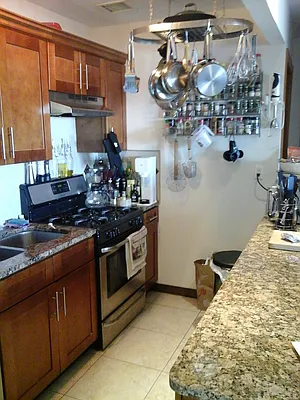 Rented by 18 REALTY | media 6