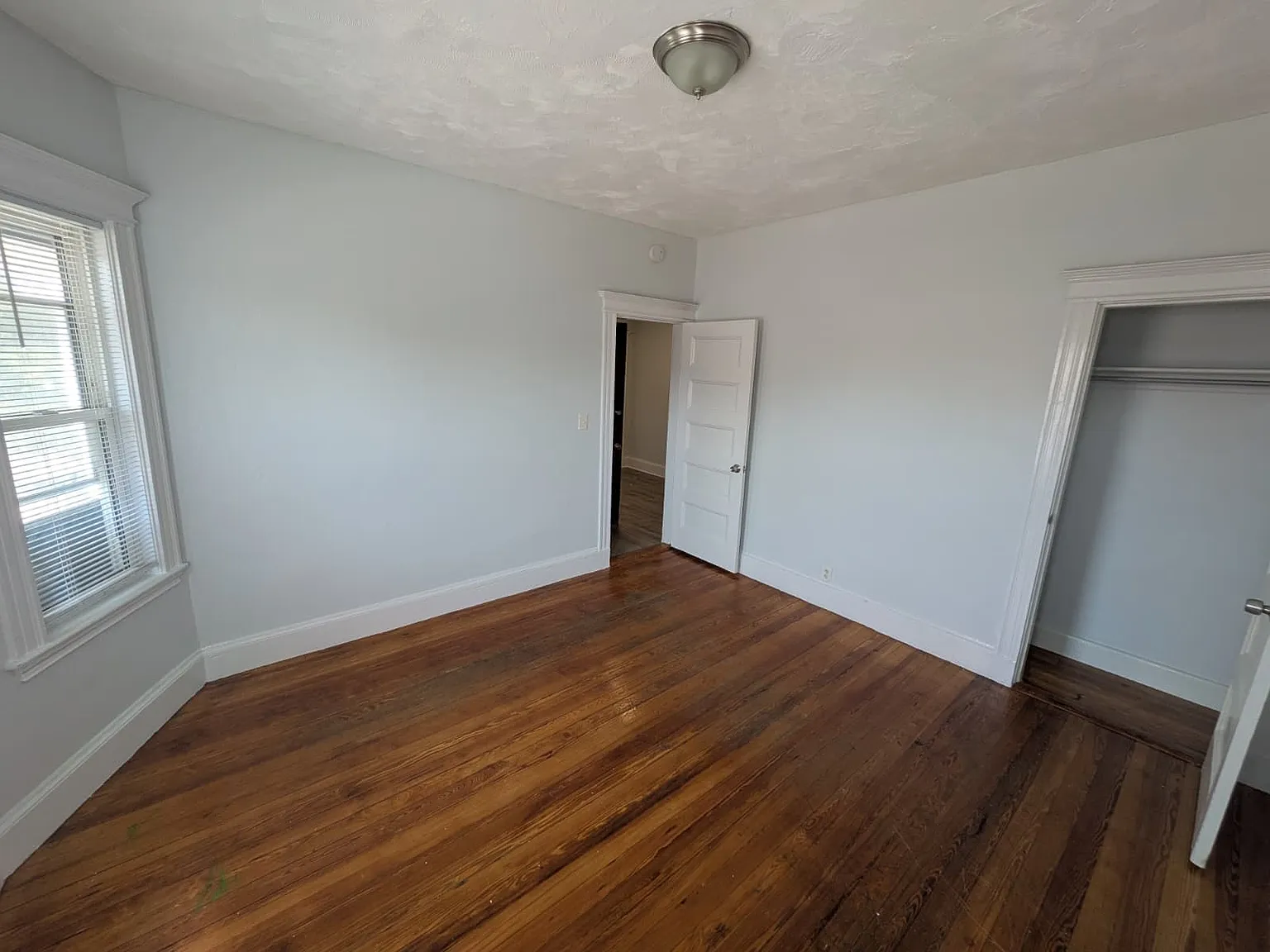 156 Talbot Ave — Photo 4