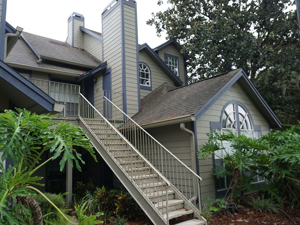 1st image of 958 Newcastle Cir APT 202
