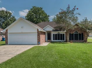 423 Lancaster Dr, Lafayette, LA 70506