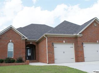 114 Canyon Dr, Madison, AL 35756