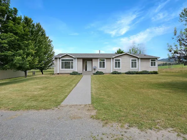 708V Hoffman Rd, Kettle Falls, WA 99141