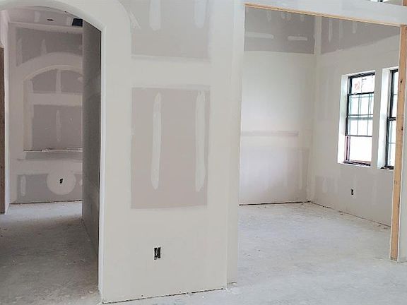 4th image of 1271 Portefino Ln