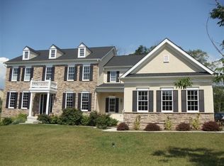 2 Evergreen Pl, Chadds Ford, PA 19317