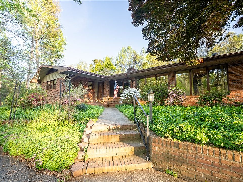 1st image of 139 Todds Creek Rd