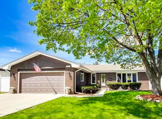 1144 N Fischer Dr, Addison, IL 60101