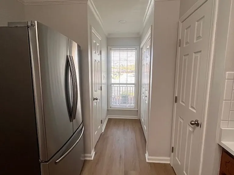 3276 Oak Garden Dr — Photo 10