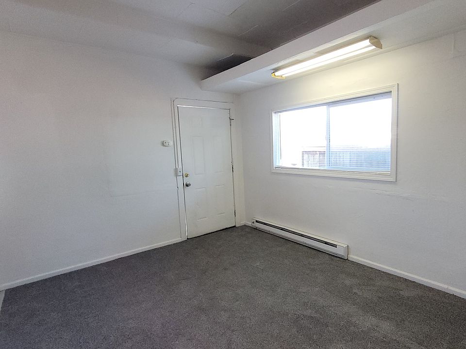 2nd image of 2849 E Highway 101 APT B