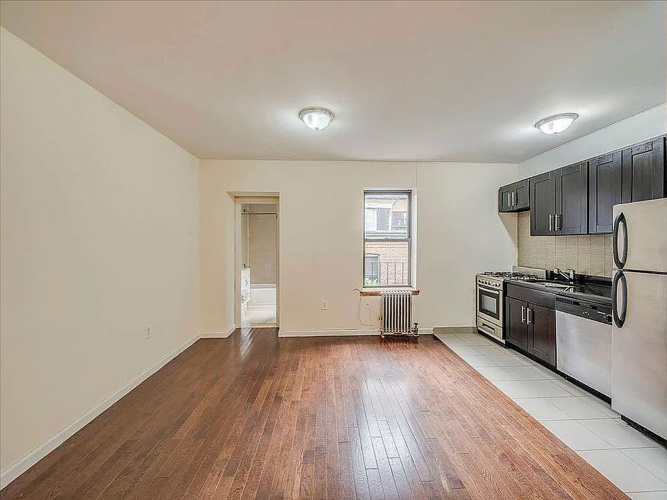 1st image of 221 E 35th St APT 4FW