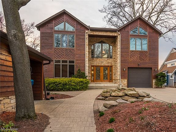 5th image of 3314 Waterside Dr