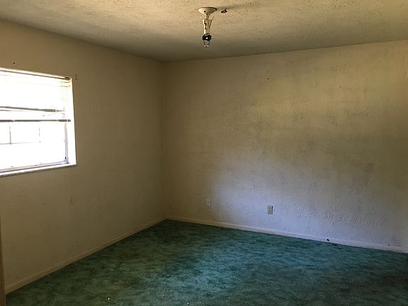 2nd image of 5904 N 36th St