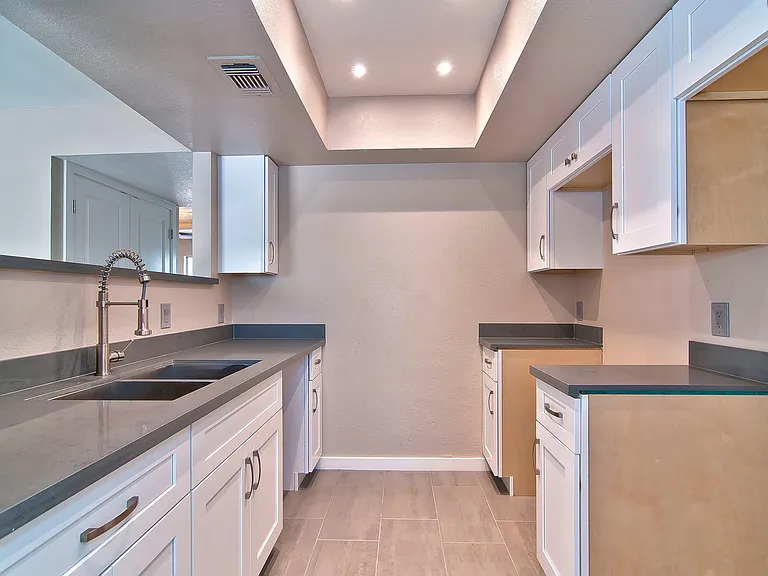 616 S Hardy Dr #111 — Photo 16