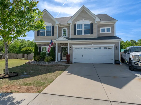 426 Sandusky Ln, Simpsonville, SC 29680