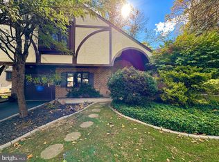 749 Bridgeview Rd, Feasterville Trevose, PA 19053