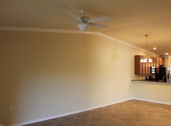 4th image of 13751 Julias Way #421