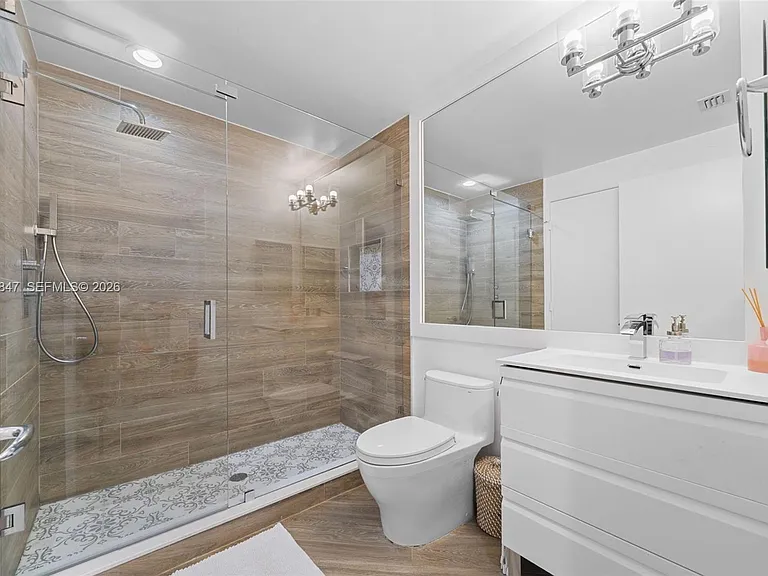 731 Crandon Blvd #308 — Photo 25