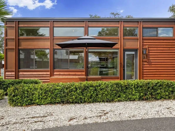 11008 N Us Highway 301 #3, Thonotosassa, FL 33592